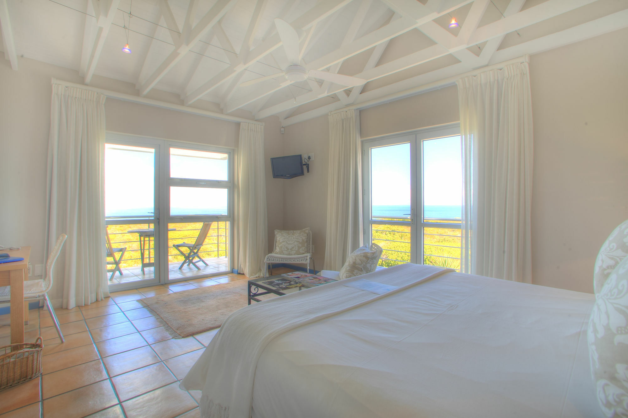 Abalone Guest Lodge Hermanus Eksteriør billede